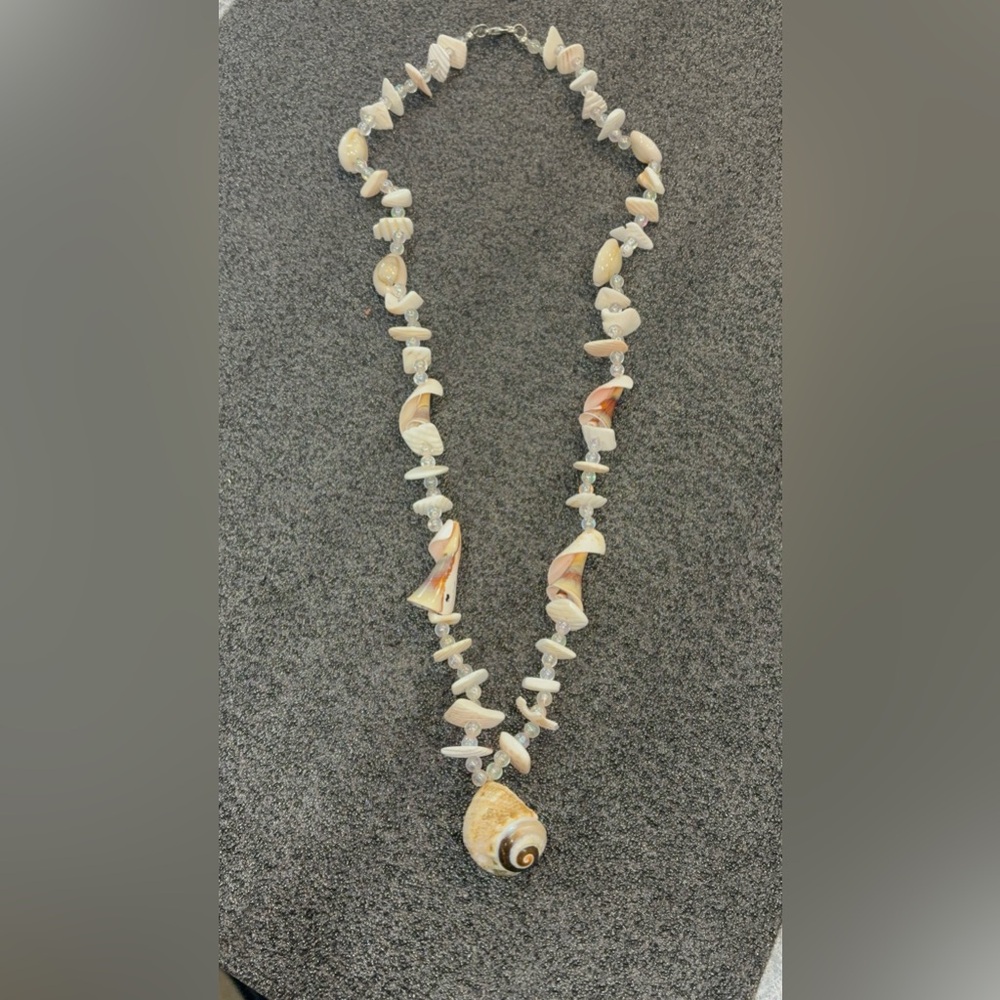 Elegant Handmade Shell and Bead Necklace